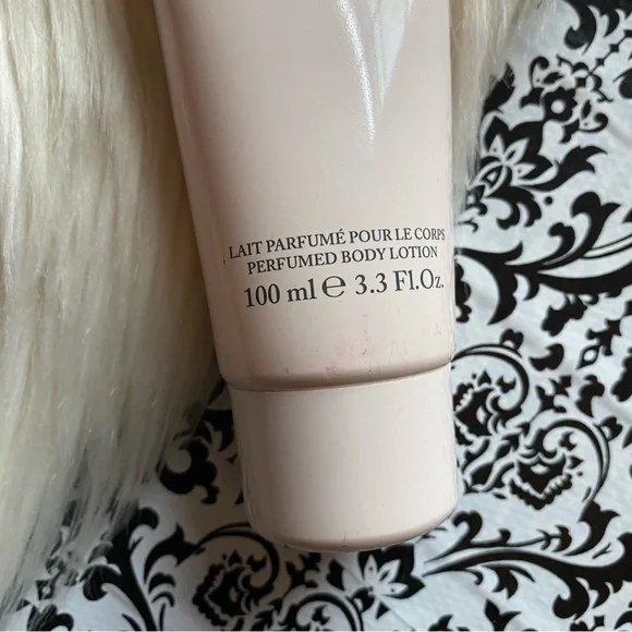 Jimmy Choo : ‘illicit flower’ 100ml designer perfumed fragrance full body lotion